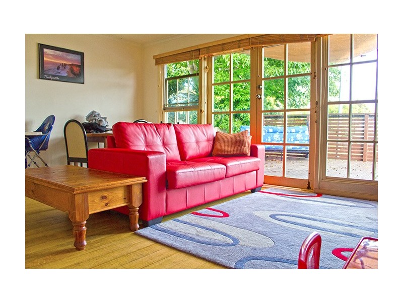 33 Second Avenue, Rosebud VIC 3939