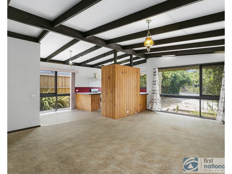 56 Hayes Avenue, Rosebud VIC 3939