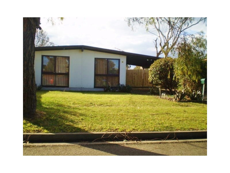 68 Cootamundra Avenue, Rosebud West VIC 3940