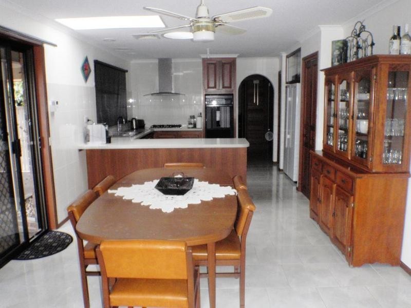 74 Leon Ave, Rosebud VIC 3939