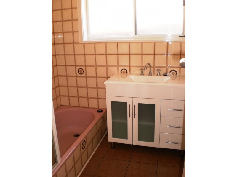 36 Ocean Street, Rosebud VIC 3939