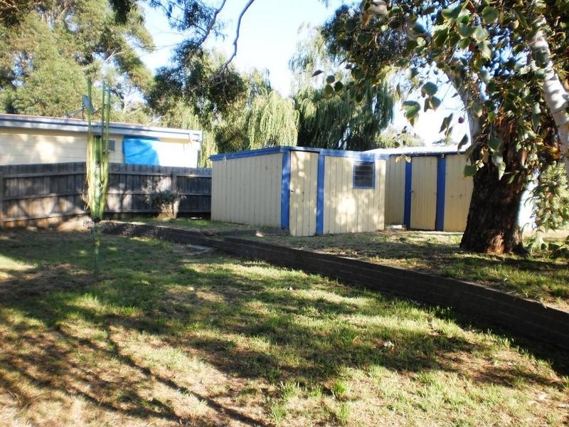 18 Flamingo Road, Rosebud West VIC 3940