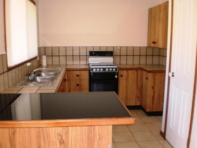 18 Poplar Drive, Rosebud VIC 3939