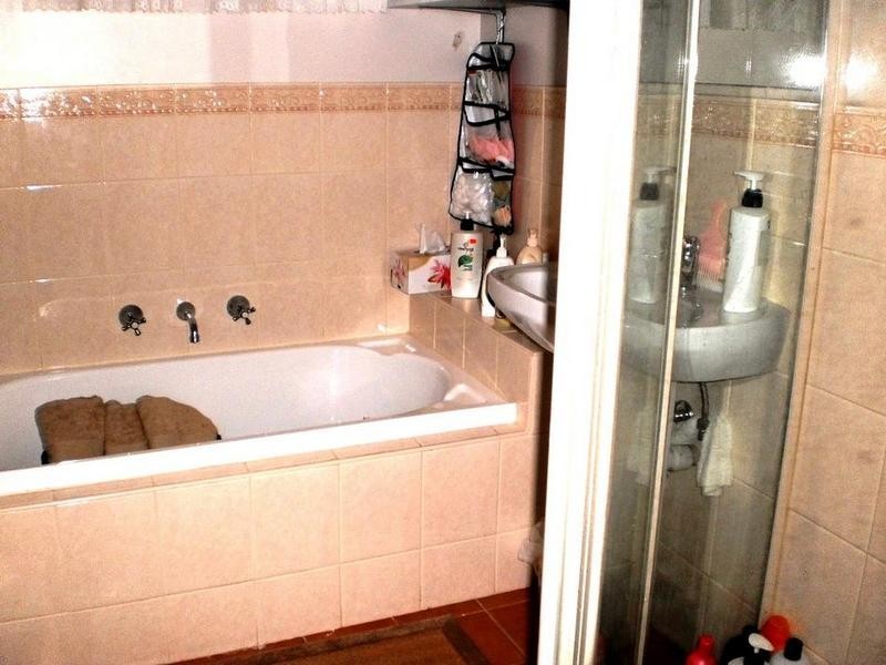 12 Owarra Street, Rye VIC 3941