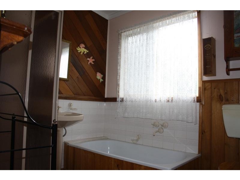 40 Avalon Drive, Rosebud VIC 3939