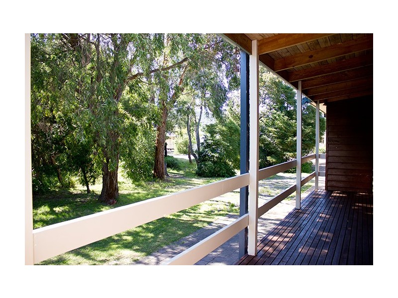 8 Phillip Street, Rosebud VIC 3939