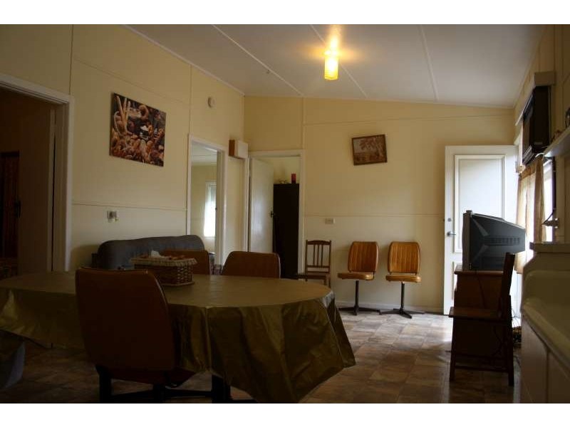 21 Broadway, Rosebud West VIC 3940