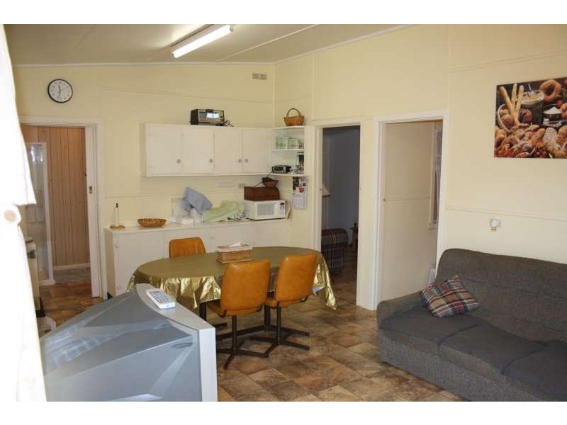 21 Broadway, Rosebud West VIC 3940