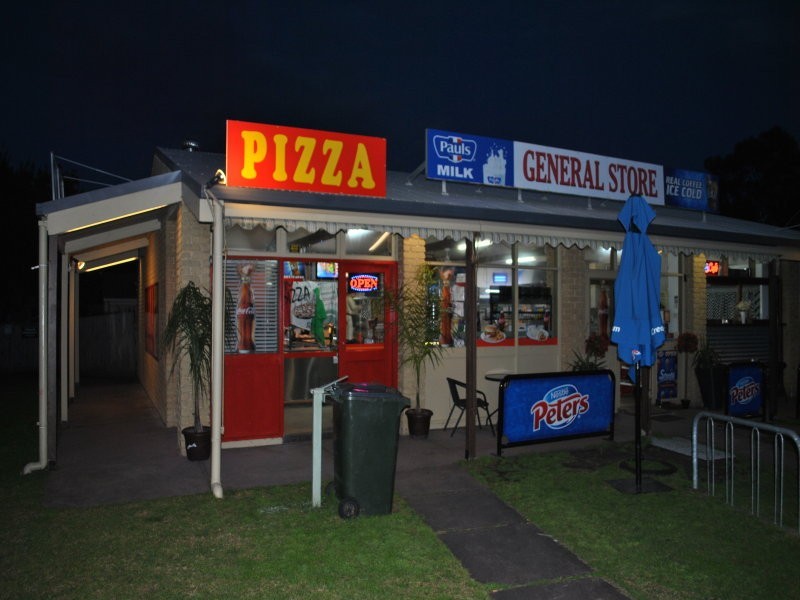 323 Bayview Rd,, Rosebud VIC 3939