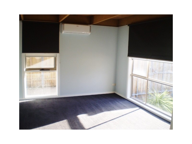 65 Swans Way, Rosebud West VIC 3940