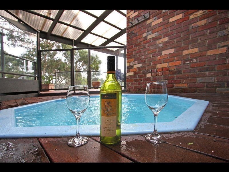 378-380 Waterfall Gully Road, Rosebud VIC 3939