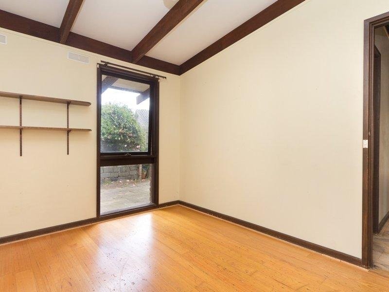 42 Warranilla Ave, Rosebud VIC 3939