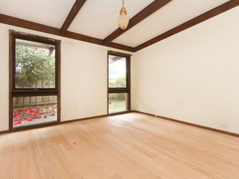 42 Warranilla Ave, Rosebud VIC 3939