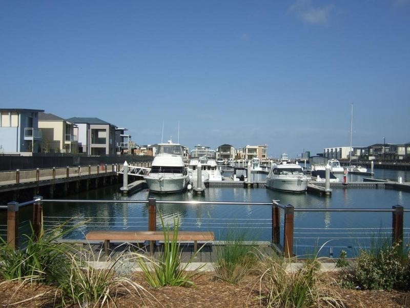 4/24 Dromana Pde, Safety Beach VIC 3936