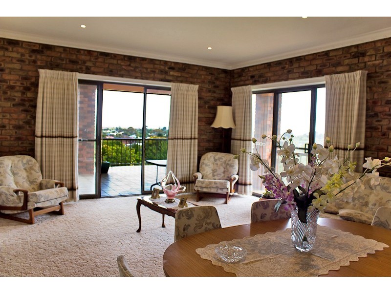 12 Currumbin Crt, Tootgarook VIC 3941