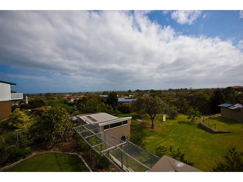 12 Currumbin Crt, Tootgarook VIC 3941