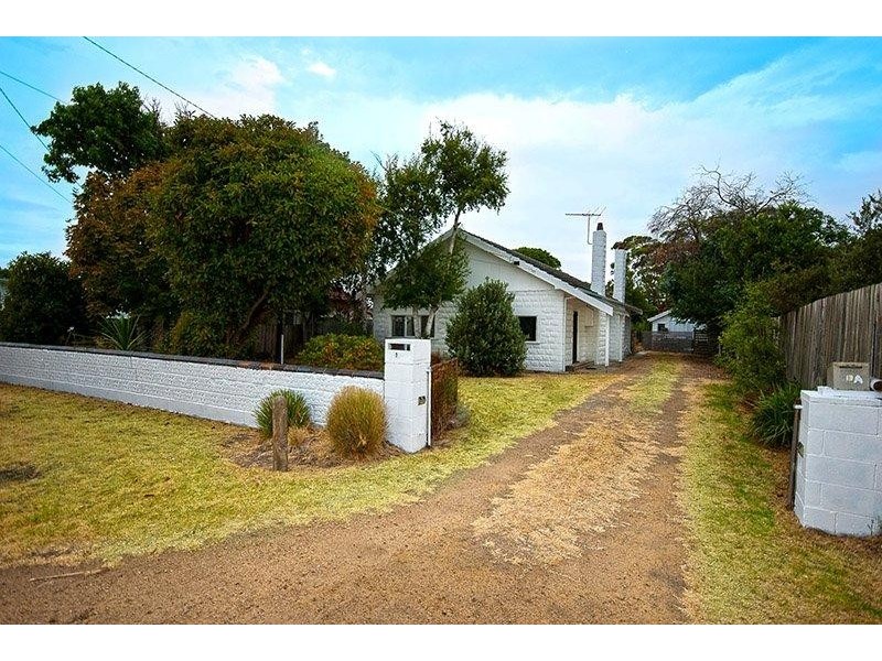 13 Wilkinson St, Tootgarook VIC 3941