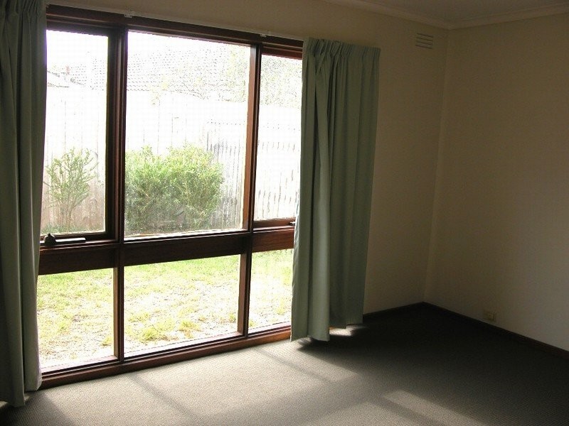13 Cootamundra Avenue, Rosebud West VIC 3940