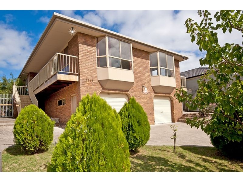 40 Chatfield Avenue, Rosebud West VIC 3940