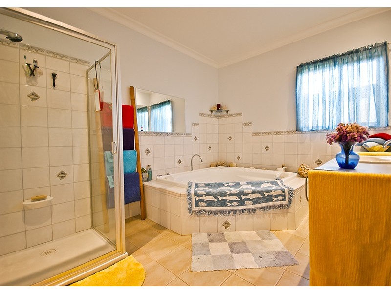 8 Andrew Crescent, Tootgarook VIC 3941