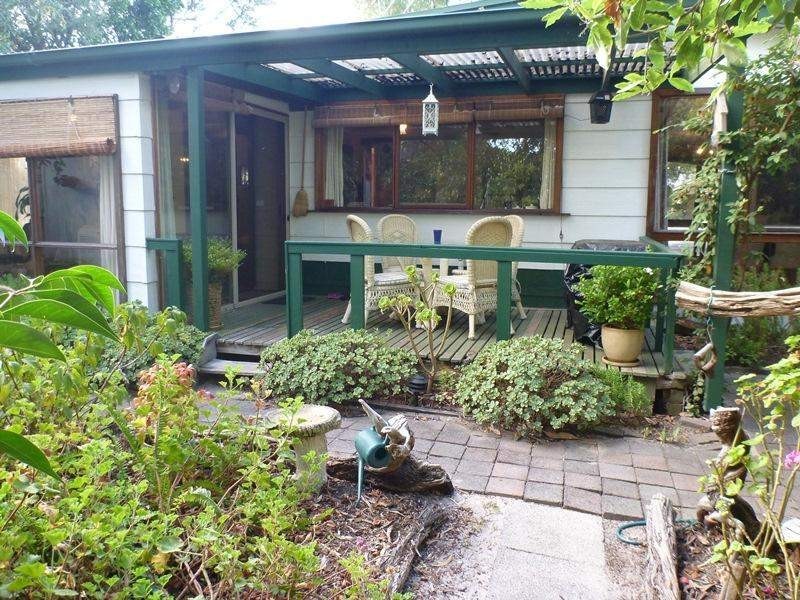 4 Pearson St, Rosebud West VIC 3940