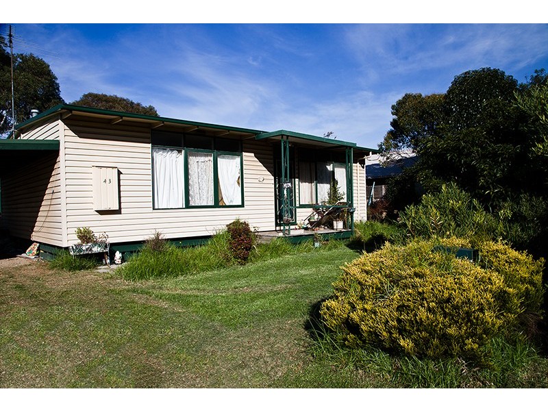 43 Fairway Grove, Rosebud VIC 3939