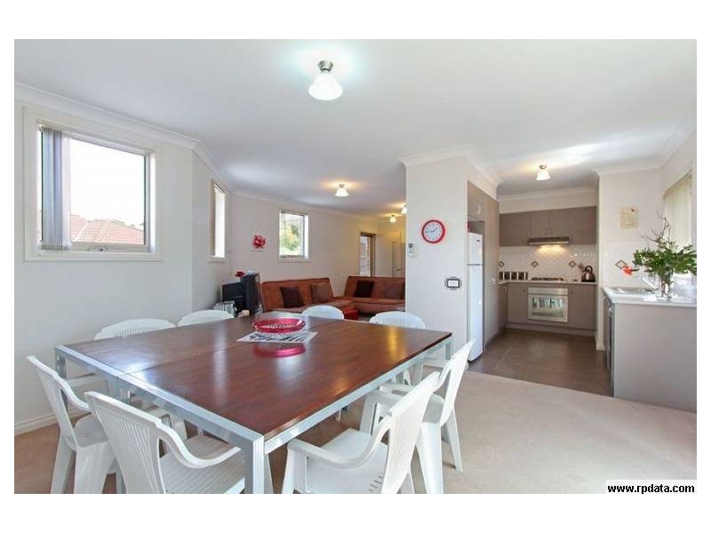2/1 Windella Avenue, Rosebud VIC 3939