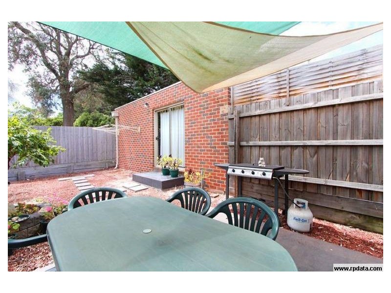 2/1 Windella Avenue, Rosebud VIC 3939