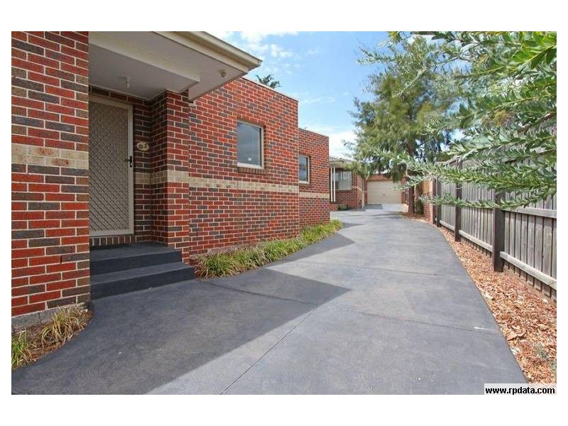 2/1 Windella Avenue, Rosebud VIC 3939