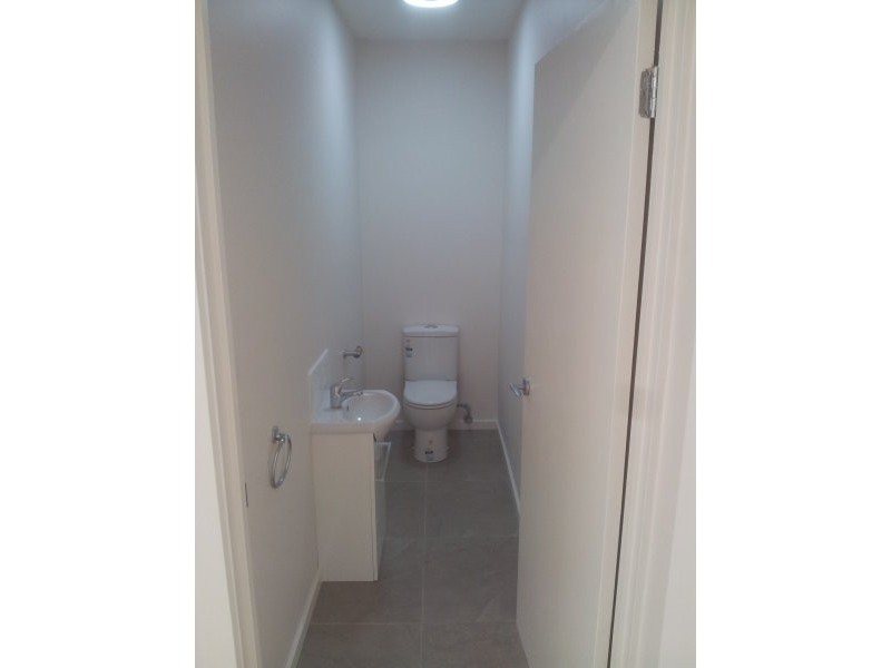 1609 – 161 Pt Nepean Rd, Rosebud West VIC 3940