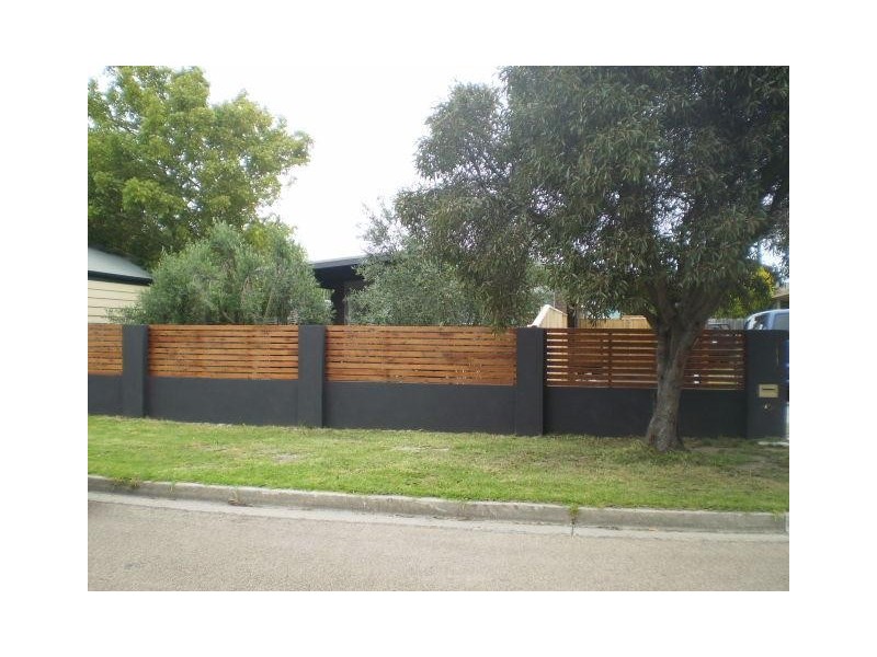 1 Braidwood Avenue, Rosebud VIC 3939