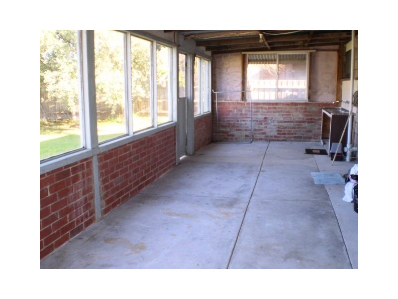 15 Flamingo Road, Rosebud West VIC 3940