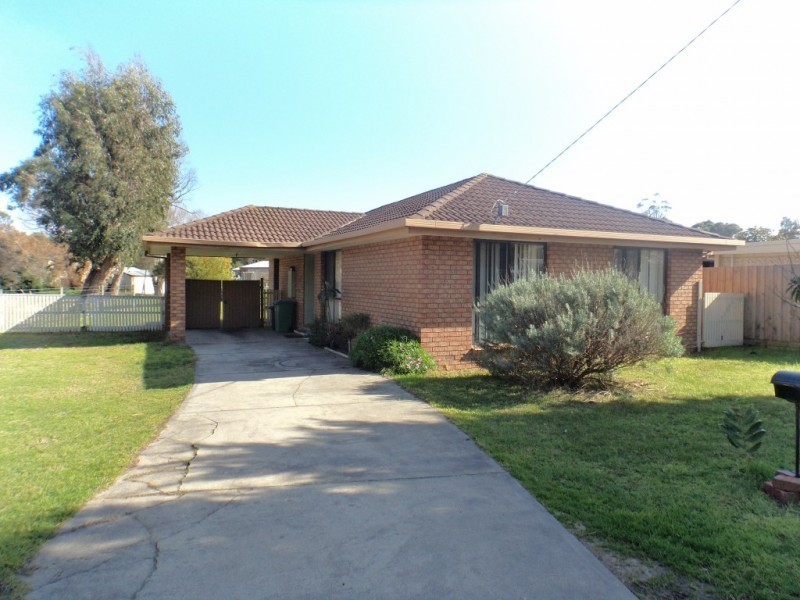 25 Howqua Drive, Rosebud West VIC 3940