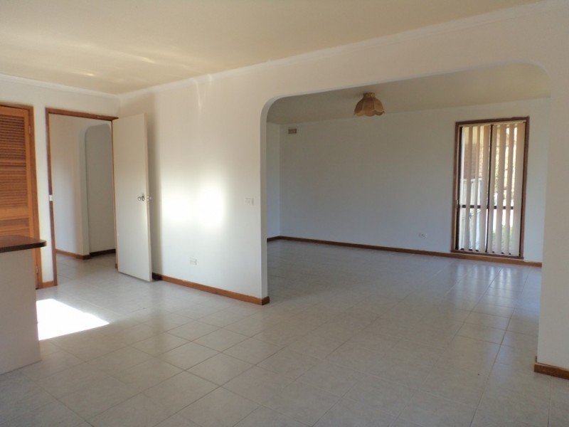 25 Howqua Drive, Rosebud West VIC 3940