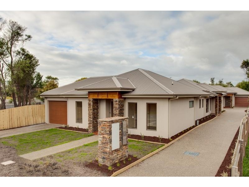 1/21 Staughton Avenue, Rosebud West VIC 3940