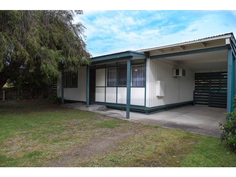 50 Barragowa Dve, Rosebud West VIC 3940