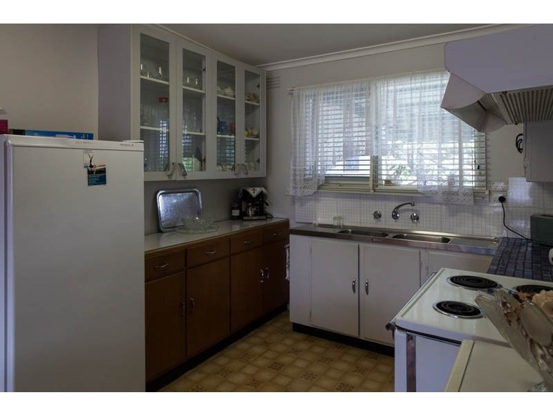 50 Barragowa Dve, Rosebud West VIC 3940