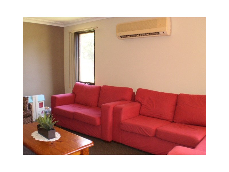 19 Harverson Drive, Rosebud VIC 3939