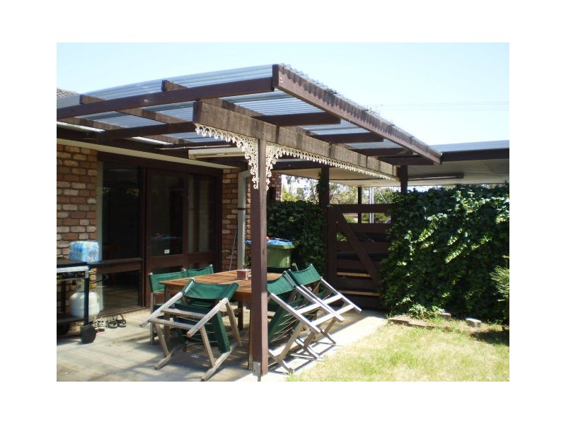 19 Harverson Drive, Rosebud VIC 3939