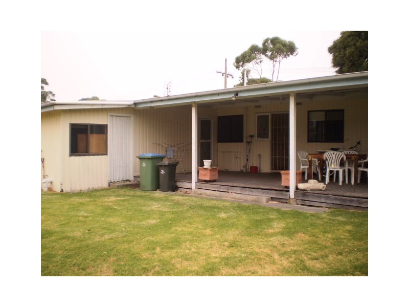 11 Hamilton Street, Safety Beach VIC 3936
