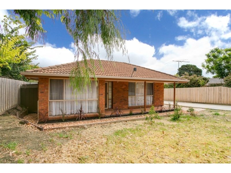 92 First Avenue, Rosebud VIC 3939