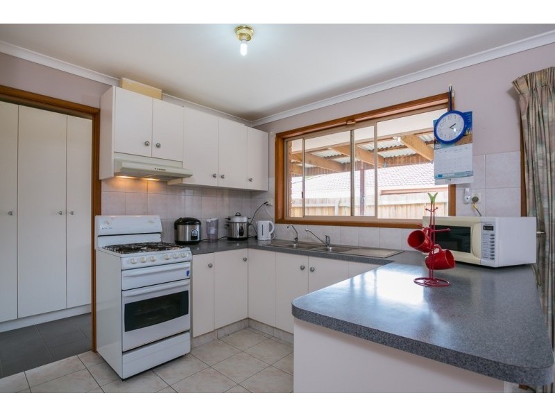 92 First Avenue, Rosebud VIC 3939