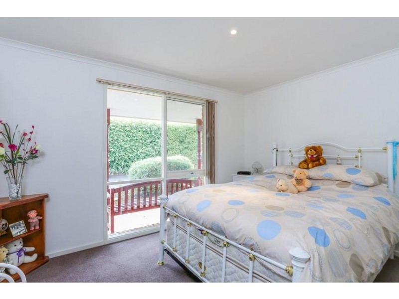 46 Sunningdale Ave, Rosebud VIC 3939