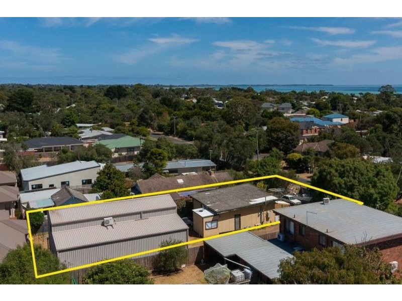 43 Florence Avenue, Rosebud West VIC 3940