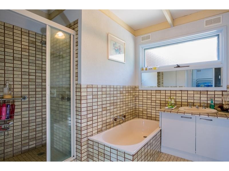 25 Harridge St, Rosebud VIC 3939