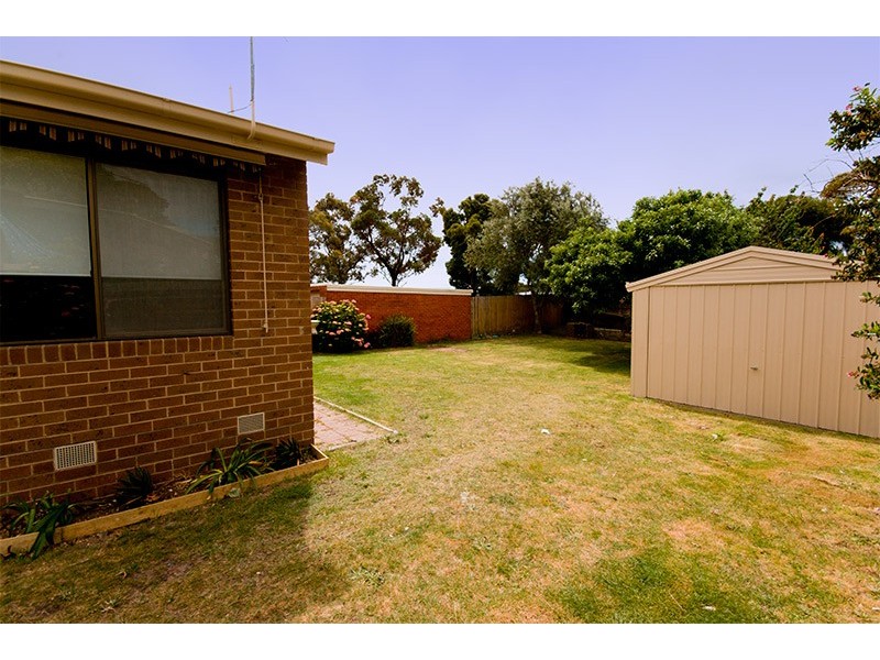 6 Cain St, Rosebud West VIC 3940