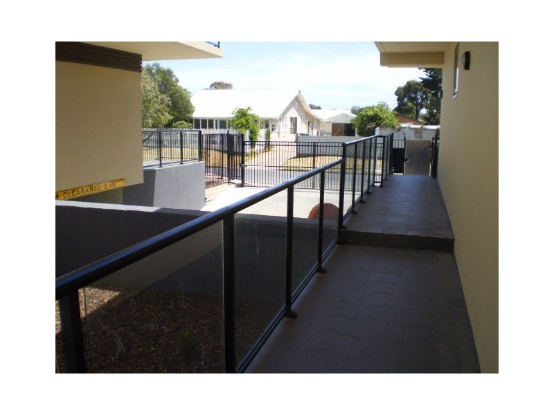 24/1587-1589 Point Nepean Road, Rosebud West VIC 3940