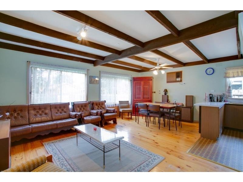 12 Russell St, Tootgarook VIC 3941