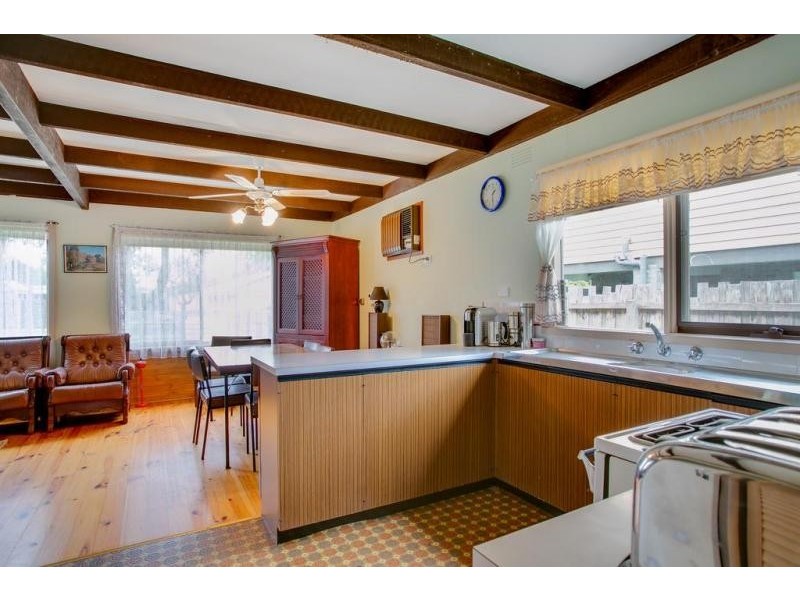 12 Russell St, Tootgarook VIC 3941