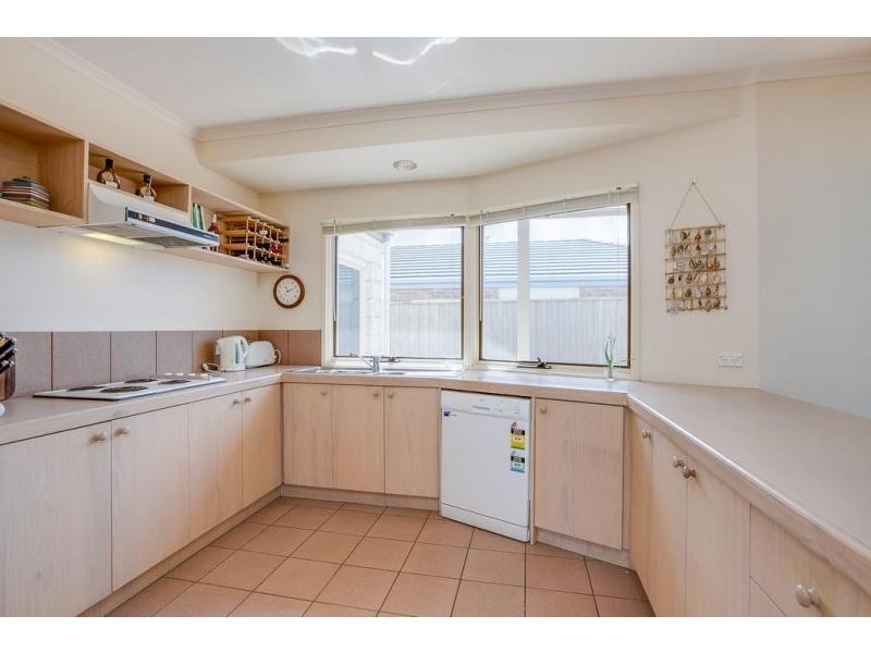 65 Banksia Place, Rosebud VIC 3939